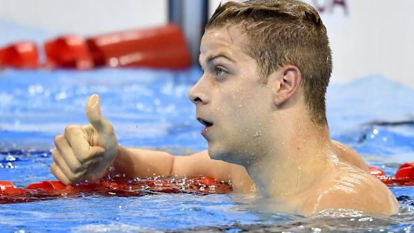 Rio de Janeiro, 2016. augusztus 9.
Kenderesi Tamás a férfi 200 méteres pillangóúszás elõdöntõje után a riói nyári olimpián a Rio de Janeiró-i Olimpiai Uszodában 2016. augusztus 8-án. Az úszó elsõként ért célba és bekerült a döntõbe.
MTI Fotó: Illyés Tib