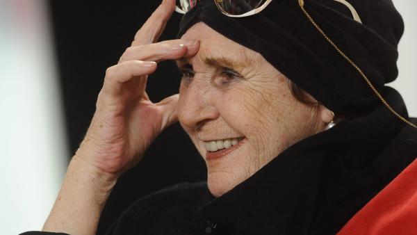 Budapest, 2013. január 9.Psota Irén színésznő a Hogy volt!? című tv-műsor felvételén, az MTVA Kunigunda utcai SZOP stúdiójában.MTVA Fotó: Zih Zsolt