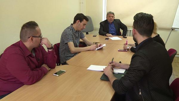 Kaposi László (DK) értékelte a békéscsabai közgyűlés április 6-i döntéseit. Fotó: Ujházi György