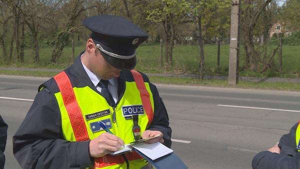 Rendőrségi ellenőrzés húsvétkor. Fotó: Tóth Áron