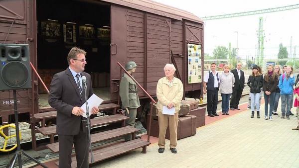 Békéscsabára érkezett a Holokauszt vándorkiállítás. Fotó: Ujházi György
