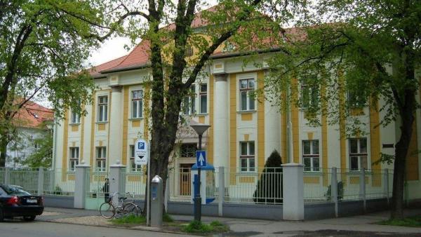 A Békéscsabai Járásbíróság a gyanúsítottak előzetes eltartóztatását 30 napra elrendelte