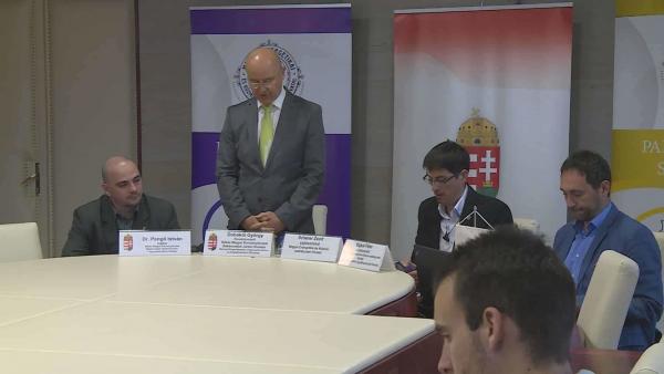 A felhasználóváltás és a védett fogyasztói státusszal kapcsolatos tudnivalókra hívta fel a figyelmet a Magyar Energetikai és Közmű-szabályozási Hivatal és a Békés Megyei Kormányhivatal. Fotó: Ujházi György