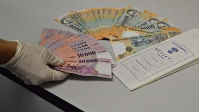 Országszerte több, mint 50 cégtől csalhatott ki pénzt. forrás: police.hu