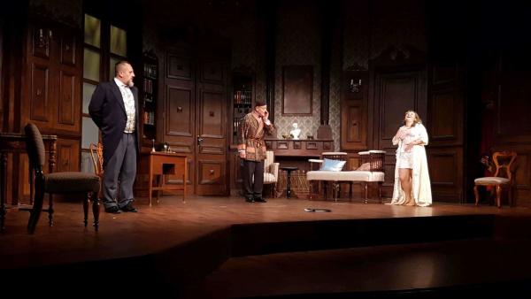 Pénteken lesz a Törvénytelen randevú című komédia premierje a Békéscsabai Jókai Színház nagyszínpadán. Fotó: Kovács Dénes