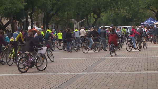 Critical Mass az autómentes napon