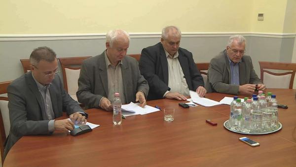 A Fidesz-KDNP frakció szerint költségvetési kényszer a cég létrehozása, ráadásul így gyorsabban teljesülnek majd a lakossági igények is. Fotó: Kugyelka Attila