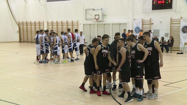 A fekete mezes Oroszlány szoros meccsen diadalmaskodott (Fotó: Bucsai Ákos)