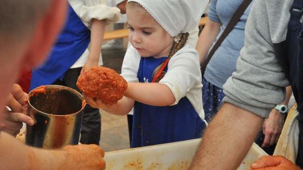 (Fotó:  Százszorszép Művészeti Bázisóvoda)
