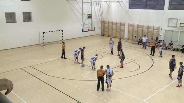 A kék mezben játszó MTK vereséggel távozott Békéscsabáról (Fotó: Barna Tamás)