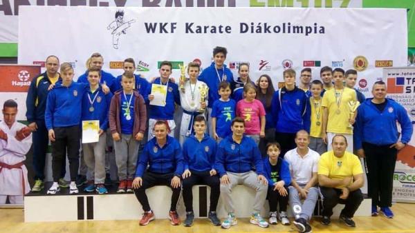 Szép eredményekkel tértek haza a szarvasiak a karate diákolimpiáról. Fotó: Egyesület