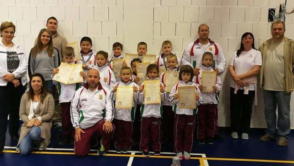 A díjazottak. Fotó: Békés Megyei Harcművész Szövetség