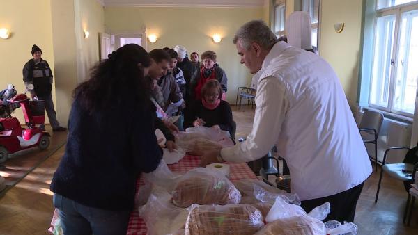 Vantara Gyula és Szarvas Péter közösen osztottak melegételt. Fotó: U.Gy,