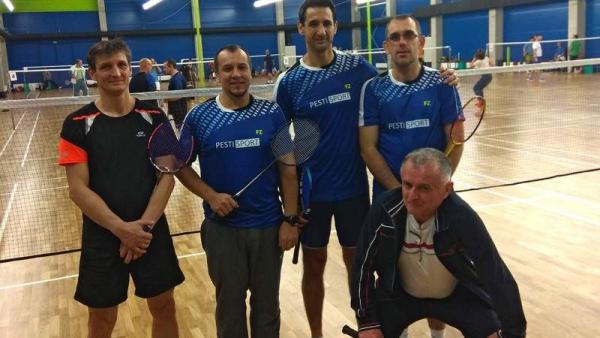 A békéscsabai szenior csapat balról: Sikur Tamás, Sznida Tamás, Petrovszki Tamás, Mitykó László, Klenk Gyula