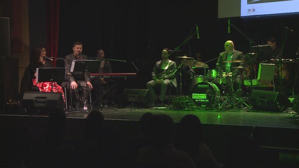 Az Arany-emlékév zárásaként 10 vidéki helyszínen - köztük a Békés megyei Gyulán is - bemutatták az Arany-200 koncertet. Fotó: Kugyelka Attila