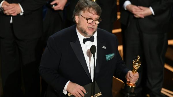 A legjobb film A víz érintése lett, a legjobb rendező ennek a filmnek a rendezője, Guillermo del Toro (fotó: Fotó: Mark Ralston/AFP)
