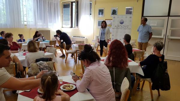 A díjátadó. Fotó: Kovács Dénes