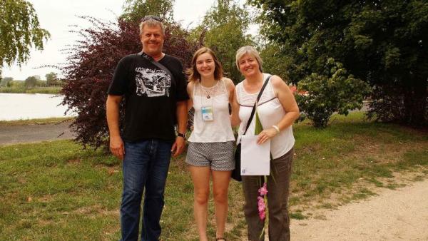 A tótkomlósi Bodzsár Annáéknál ebben a tanévben a belga Margaux Descan cserediák él. Fotó: AFS