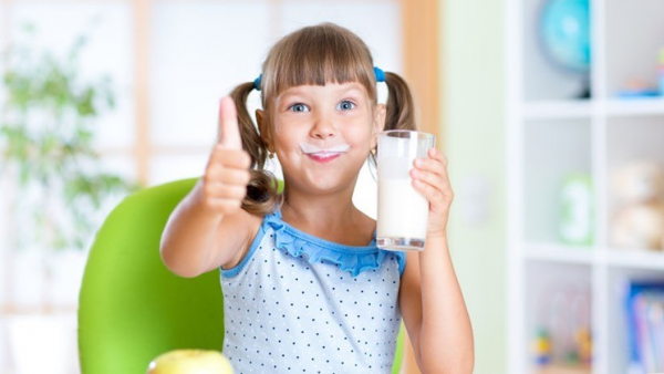 Az általános iskolás gyerekek fele nem iszik tejet (forrás: huffingtonpont.com)
