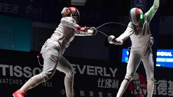 Szász-Kovács Emese (balra) egyéniben 6. lett, a csapaton most nem tudott segíteni (Fotó: hunfencing.hu)