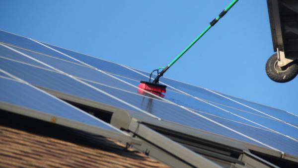 A napelemeket érdemes évente megtisztíttatni