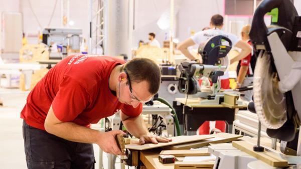 WorldSkills 2017 – az asztalosverseny egyik résztvevője
Fotó: Flickr / Skills Hungary / Hatlaczki Balázs