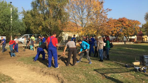 A tanösvényt az intézmény tanárai és diákjai alakítják ki (fotó: Szendi Rita)