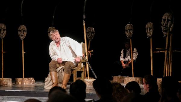 Részlet a Dózsa című előadásból, Bartus Gyulával. Fotó: Rusznyák Csaba, Gyulai Hírlap