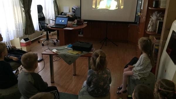 Mese a Mókus csoportban (fotó: Lencsési Óvoda)