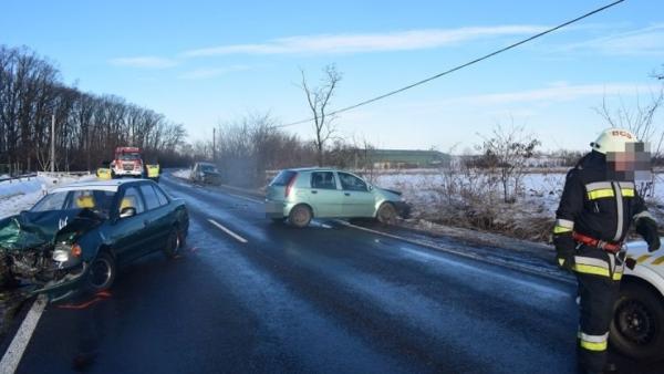 Baleset Mezőberény külterületén 2019.01.14.-én. Fotó: police.hu
