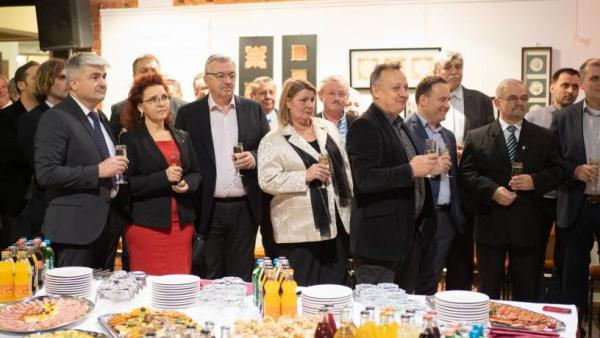 Vállalkozók és közszereplők is részt vettek a békési, újévi fogadáson. Fotó: GA-Pix Fotó 