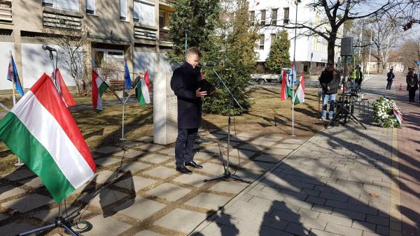 Megemlékezés a kommunista diktatúra áldozatairól Gyulán. Fotó: Kovács Dénes