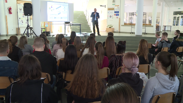 Kép: Ujházi György