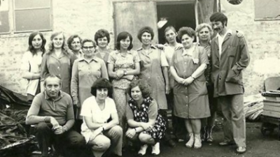 A gyulai Budapesti Bútoripari Vállalat dolgozói(forrás: gyulaanno.hu/Boldog Zsuzsanna)