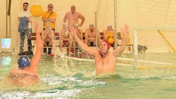 Ormai Zoltán szenzációsan védett az egri rivális ellen (Fotó: csabapolo.hu)