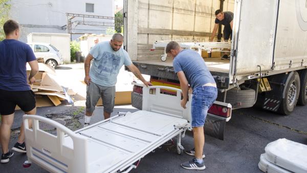 Új ápolási ágyakat kapott az Orosházi Kórház. Fotó: Melega Krisztián