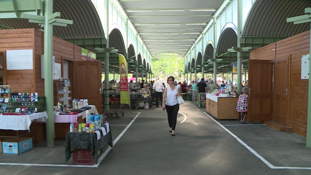 Békéscsabai piac (fotó: Ujházi György )