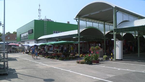 Elkészült a békéscsabai piac felújítása (fotó: Ujházi György)