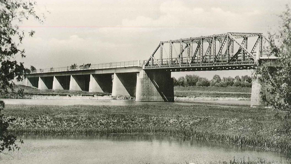 Az endrődi híd (forrás: hgyvk.hu)