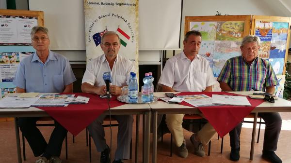  Juhász Zoltán, Izsó Gábor, dr. Becsei László, Farkas László (Fotó: Sipos Gábor)