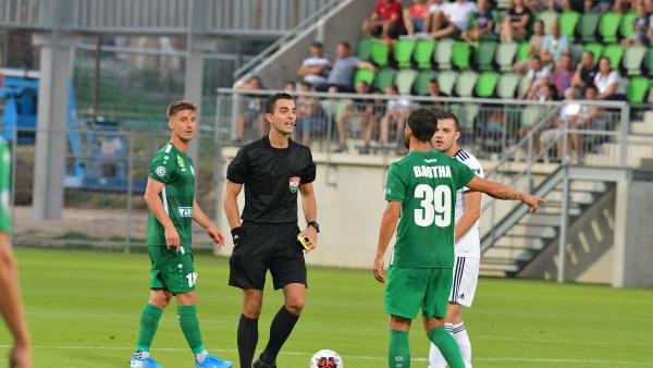 A játékvezető Csonka Bence (fotó: Békés Megyei Főügyészség)