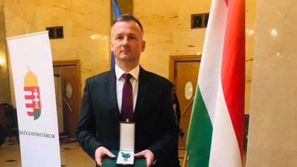 Magyar Érdemrend Lovagkeresztje kitüntetésben részesült Görgényi Ernő. Fotó: Görgényi Ernő facebook oldala