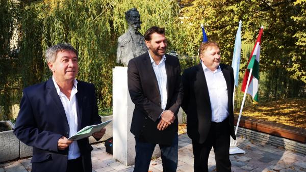 Takács Péter, Miklós Attila és Dr. Fülöp Zoltán értékelte az október 13-ai önkormányzati választás eredményeit. Fotó: Papp Ádám