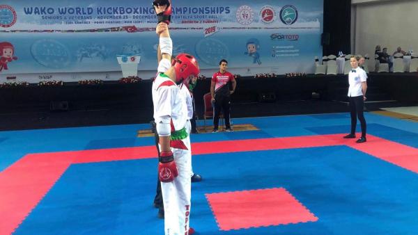 Hidvégi Nándor 9:3-as győzelme után.