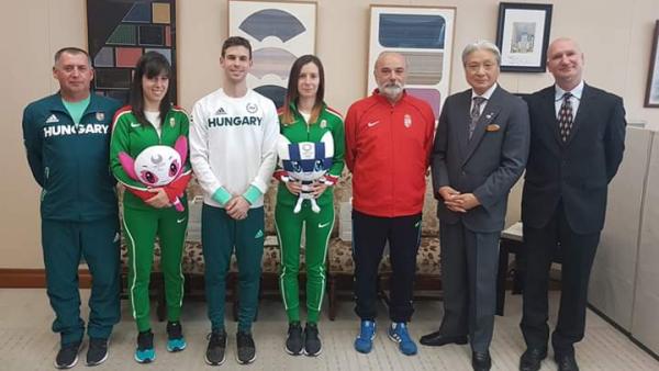 Kovács Barbarát és Germán Tibort a Tochigi Prefekturán fogadta a polgármester. Fotó: KOPP Békéscsabai AC