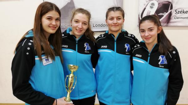 Petri Renta, Dékány Kinga, Kazár Dóra és Oláh Lili