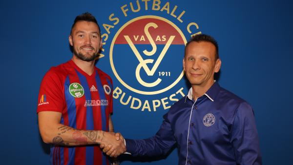 Feczesin mostantól a Vasas játékosa - (Fotó: vasasfc.hu)