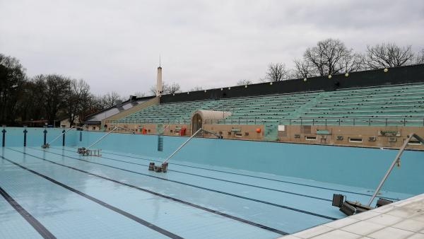 A nagy sátrat már lebontották – (Fotó: Hidvégi Dávid)