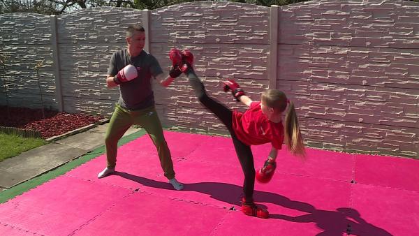 Debreczeni Dezső és lánya. Fotó: Kugyelka Attila / behir.hu