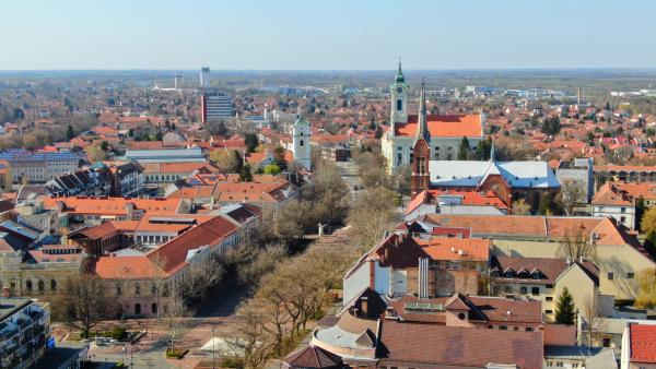 Békéscsaba madártávlatból (Fotó: behir.hu)